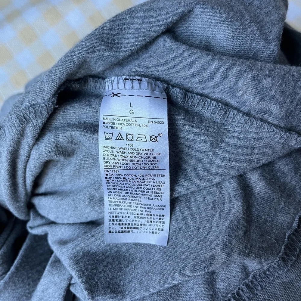 Banana Republic Gray New York Tee Shirt